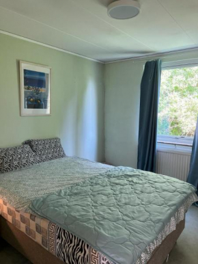 Home Stays-Private Rooms in a Villa Near City for families/Individuals Stockholm